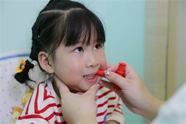 兒童說話結巴如何正確引導？
